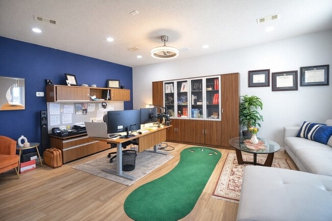 Building Photo - 3115 Sachse Ct