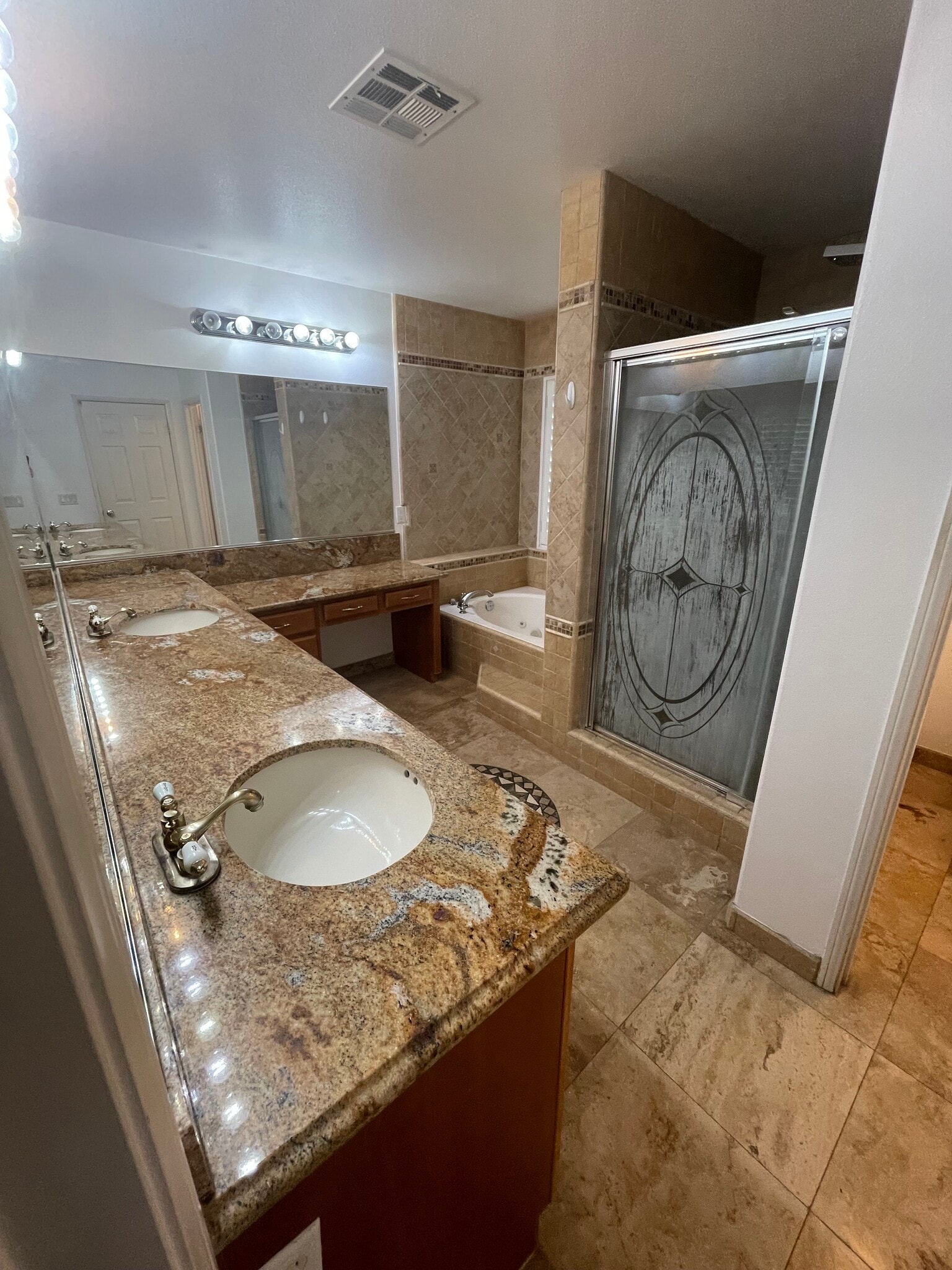 Master Bathroom - 12227 Wembley Ct