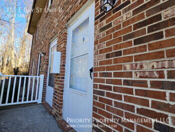 Building Photo - 2BR 1BA Apartment, Harrisonburg