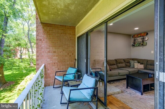 Building Photo - 6012 Westchester Dr