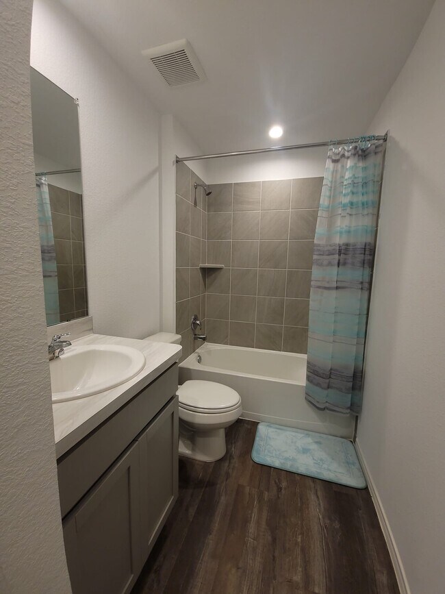 Building Photo - Magnolia