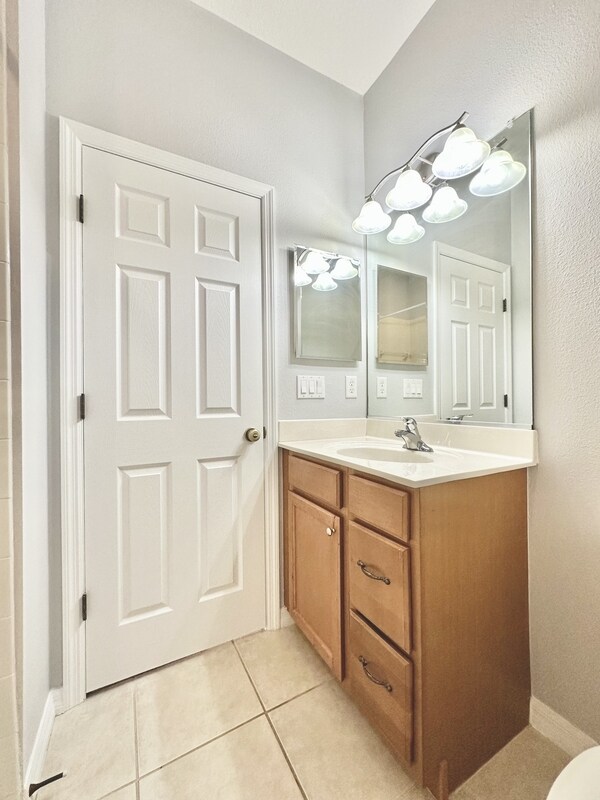 Building Photo - 4129 Via Piedra Cir