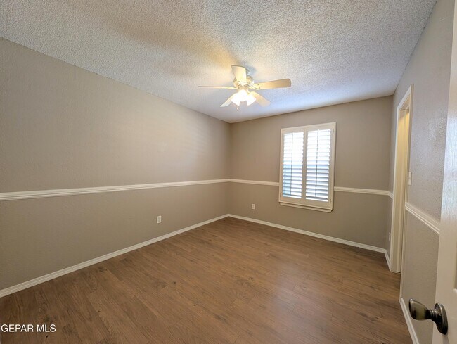 Building Photo - 12145 Sun Arbor Pl