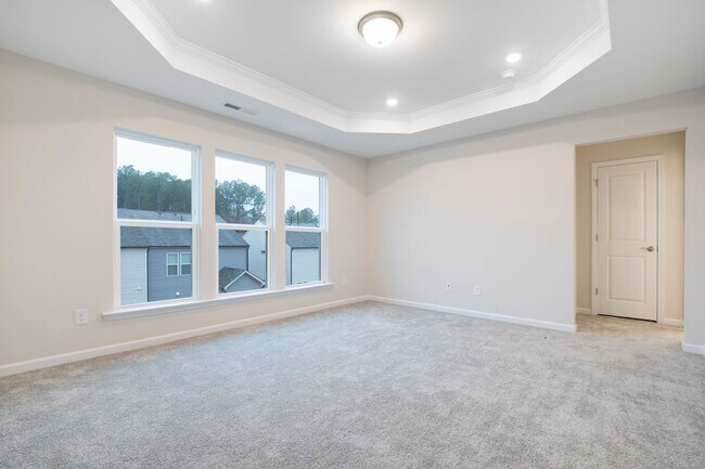 Building Photo - Modern & Charming 3-Bedroom Townhome in Durham!