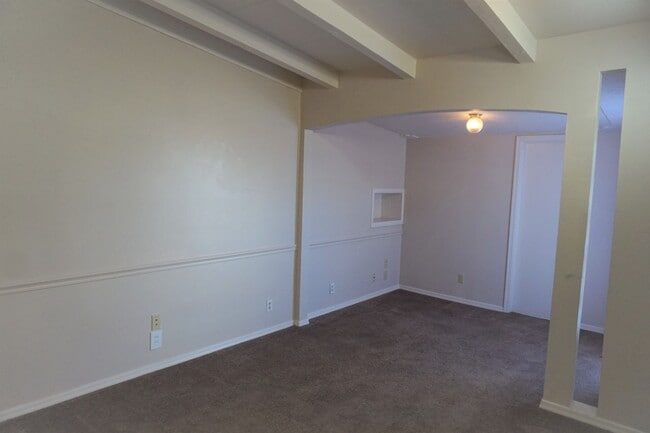 Building Photo - Close to Fort Huachuca