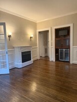 Building Photo - 916 Bromley Rd