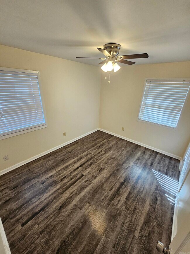 Building Photo - 11621 Chipwood Dr