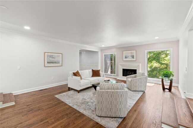Building Photo - 459 Atlanta Country Club Dr