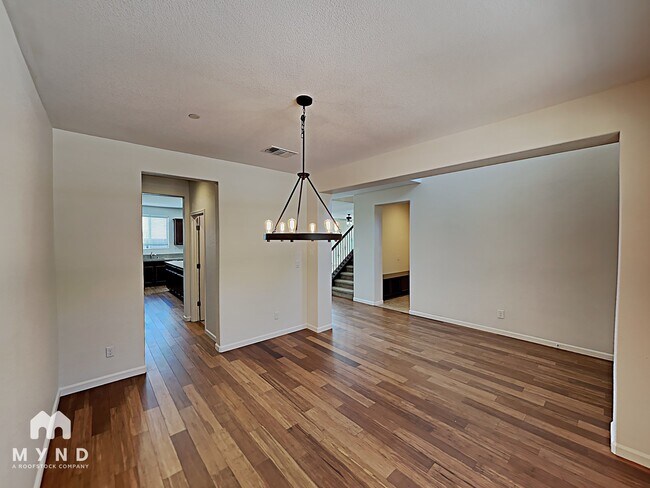 Building Photo - 2367 Hancock Dr