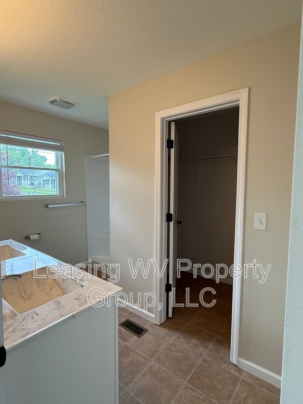 Building Photo - 29 Christian Ct