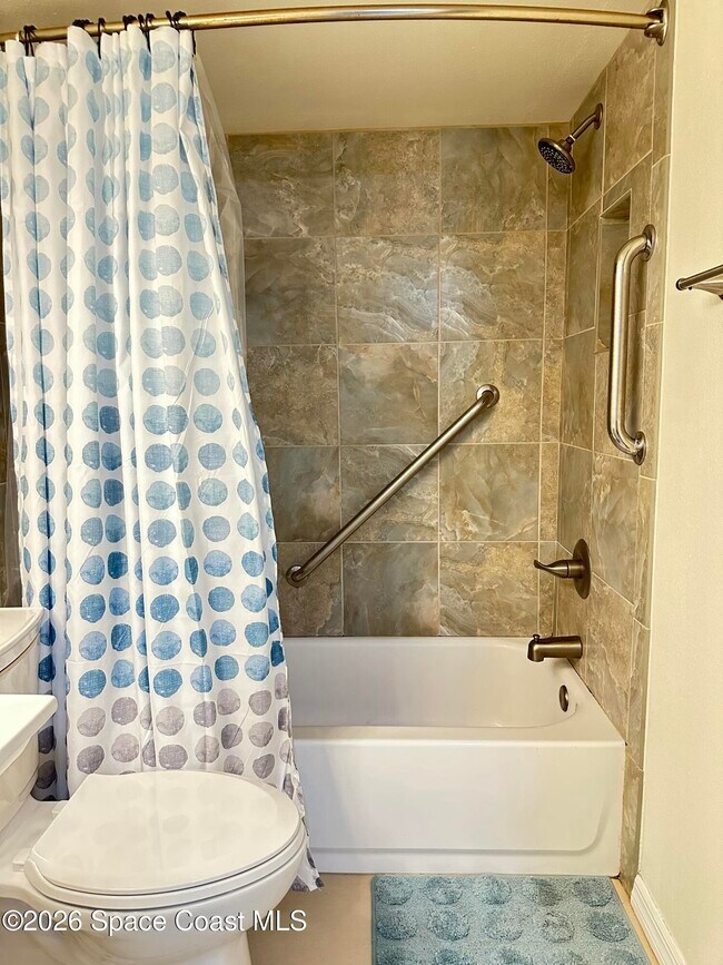 Building Photo - 840 N Atlantic Ave