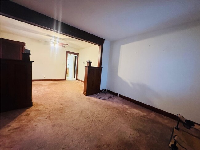 Building Photo - 121 N McKinley Ave