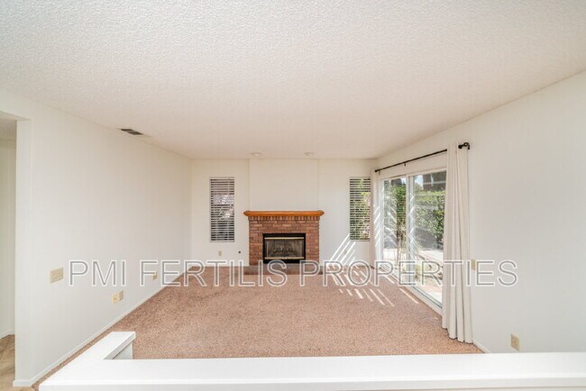 Building Photo - 10909 Rollins Ct