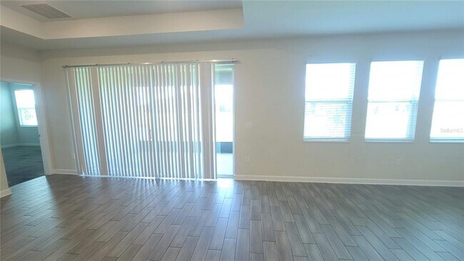 Building Photo - 2945 Nottel Dr