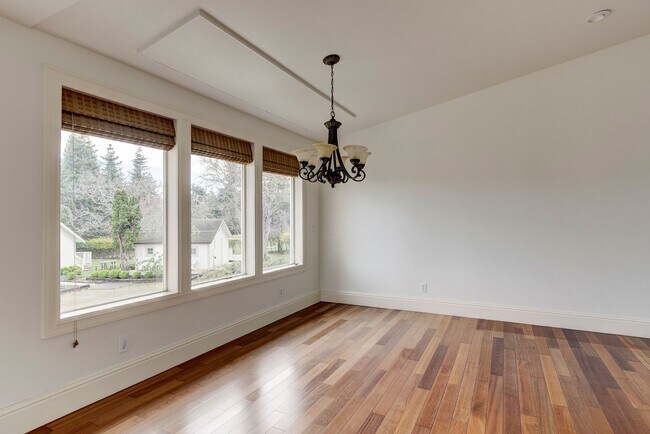 Building Photo - Charming Upper-Level Home with Water View – Walk to Downtown Coupeville