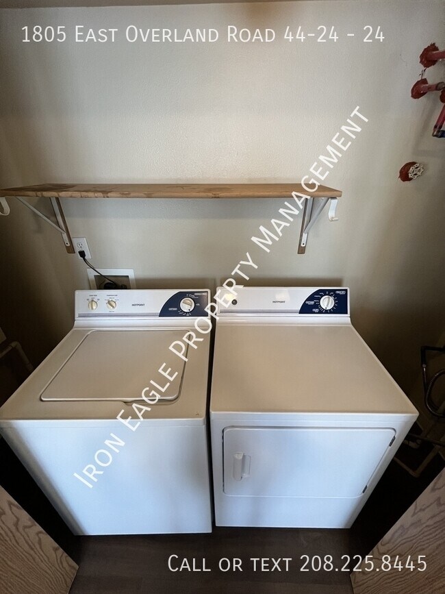 Building Photo - 1805 E Overland Rd