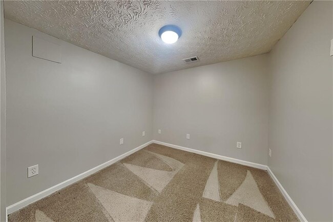 Building Photo - 1263 Melrose Forest Ln SE