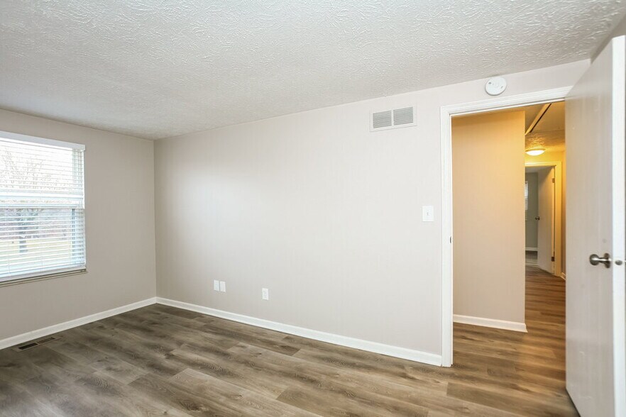 Building Photo - 8332 Castle Ridge Ln