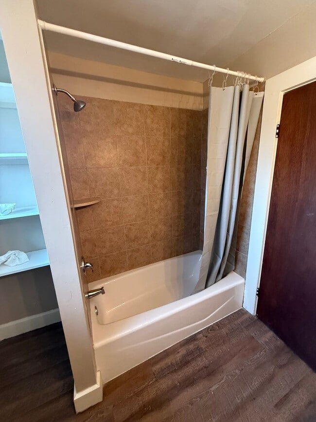 Building Photo - 1209 St Marys Ave