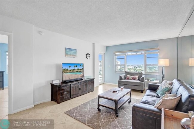 Building Photo - 6000 N Ocean Blvd