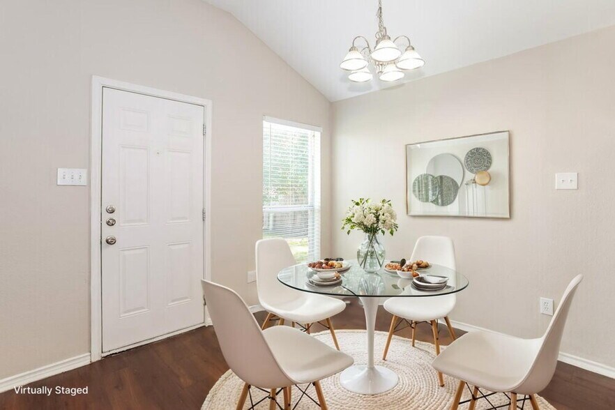 Building Photo - 6552 Manitoba St