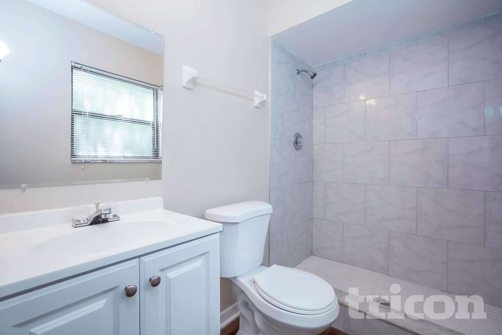 Building Photo - 1710 Newland Pl