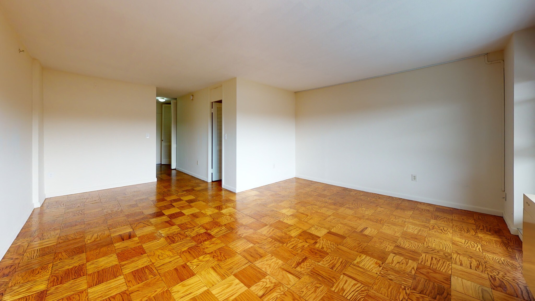 Building Photo - 75 Monmouth St