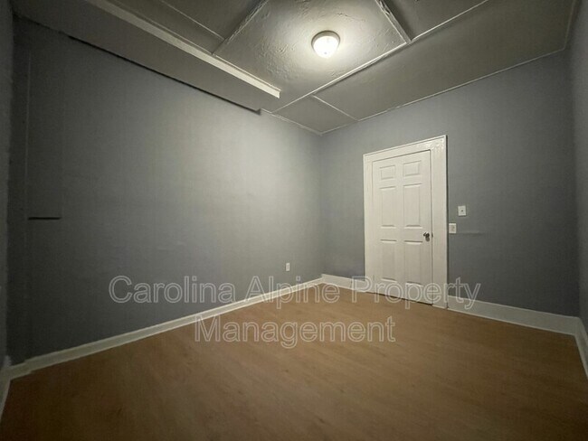 Building Photo - 1015 Fallston Rd