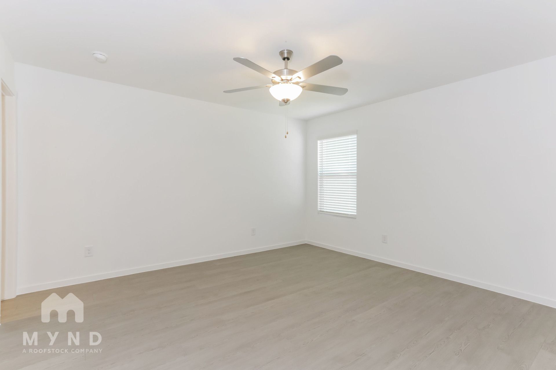 Building Photo - 2728 Ctr Crk Ln