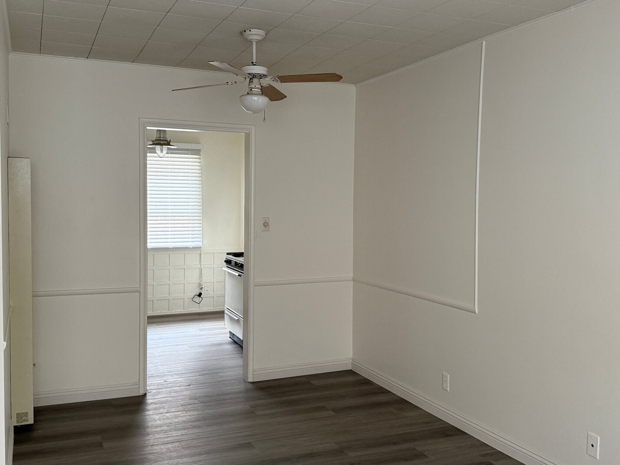 Building Photo - 3646 Vinton Ave