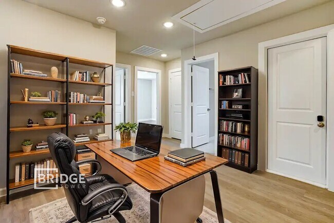 Building Photo - 4108 Tobin Dr