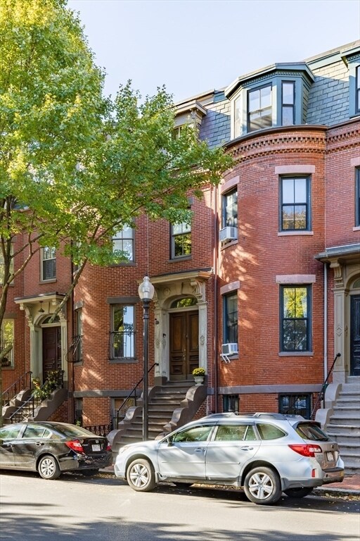 Building Photo - 29 E Concord St