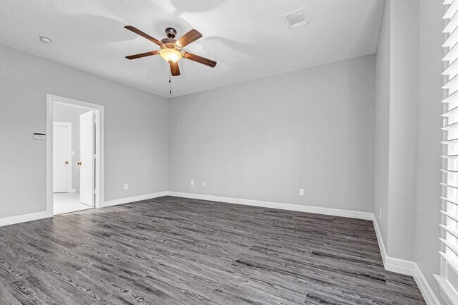 Building Photo - 13527 Brookbluff Ln