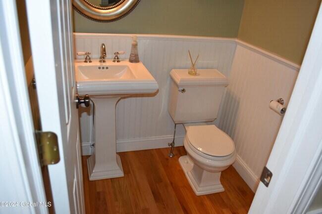 Building Photo - 63 Hearthstone Dr