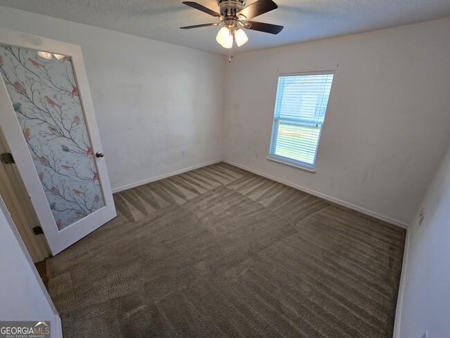 Building Photo - 127 Cedar Cir Dr