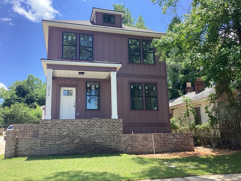 Building Photo - 2516 Richland St