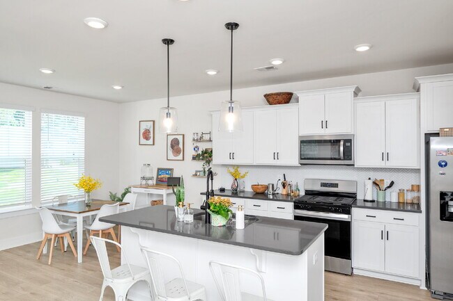 Building Photo - Stylish 3BR/2.5BA Craftsman Home with Loft...