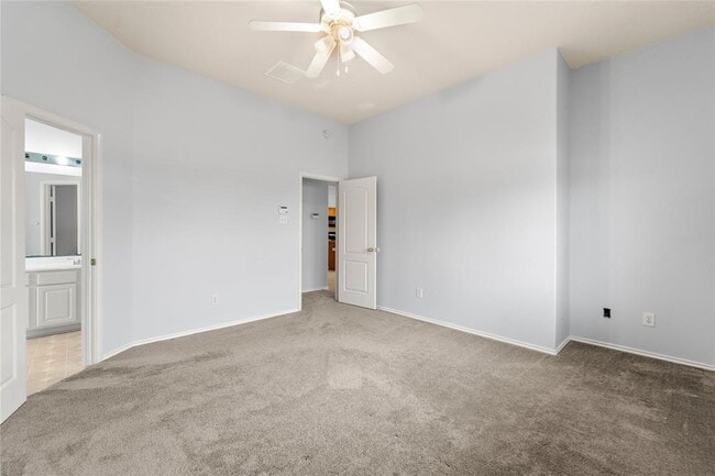 Building Photo - 3511 Cypress Village Dr