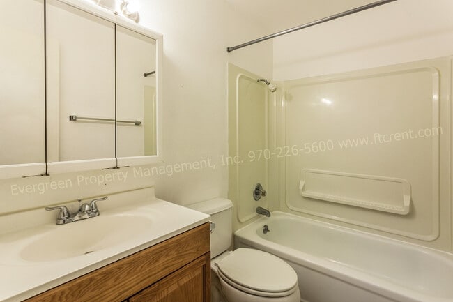 Building Photo - 1705 Heatheridge Rd