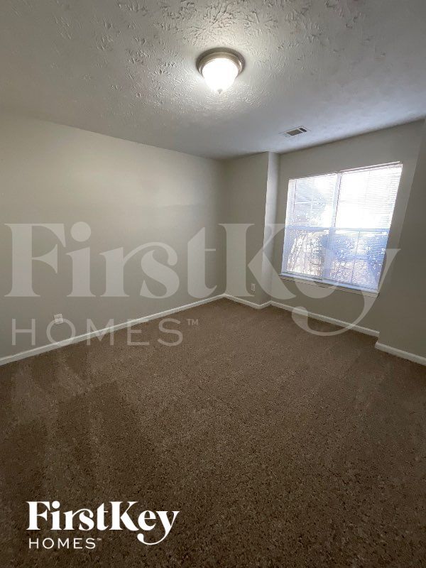 Building Photo - 3816 Benjamin Ct SW