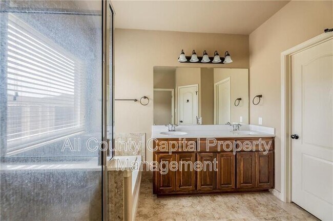 Building Photo - 18712 Leigh Ln