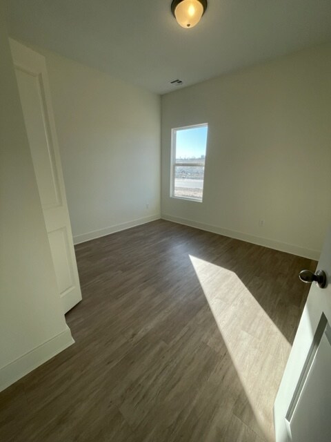 Building Photo - 5217 Chase Cir