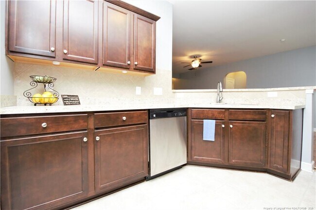 Building Photo - 140 Meherrin Lp