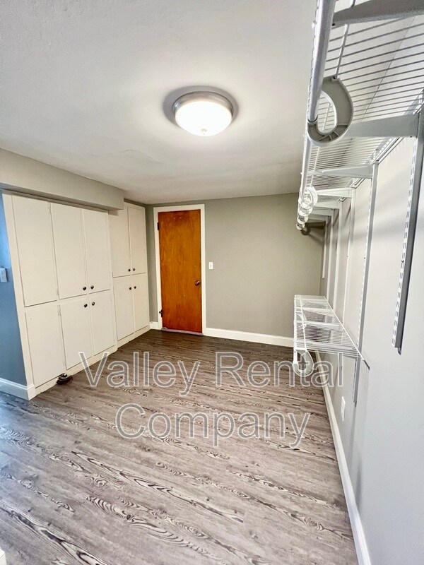Building Photo - 72 Lyman St