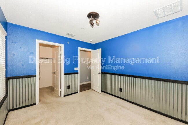 Building Photo - 17007 Raven St