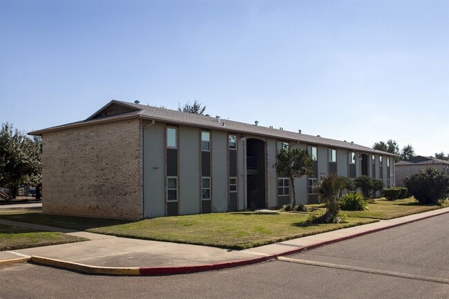 Building Photo - 300 E Mann Rd