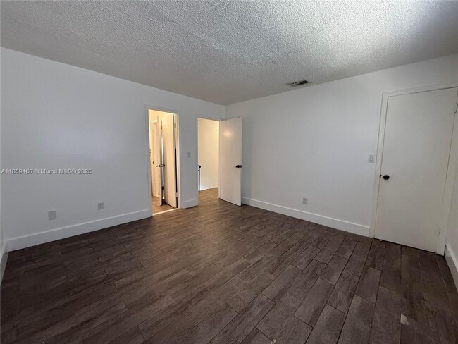 Building Photo - 2454 NW 52nd Ave