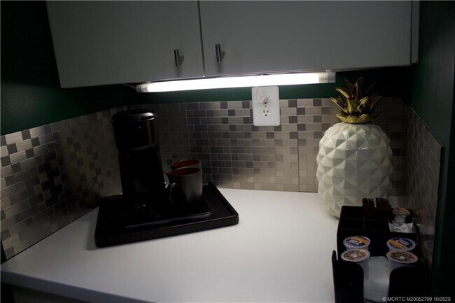 Building Photo - 3792 NE Ocean Blvd