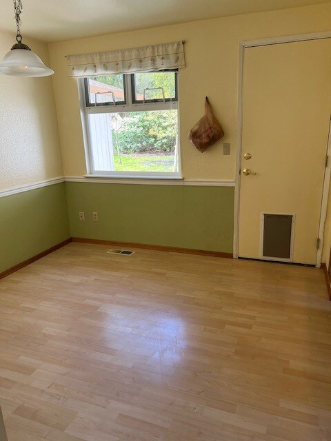 Building Photo - 4219 67th Ave NW