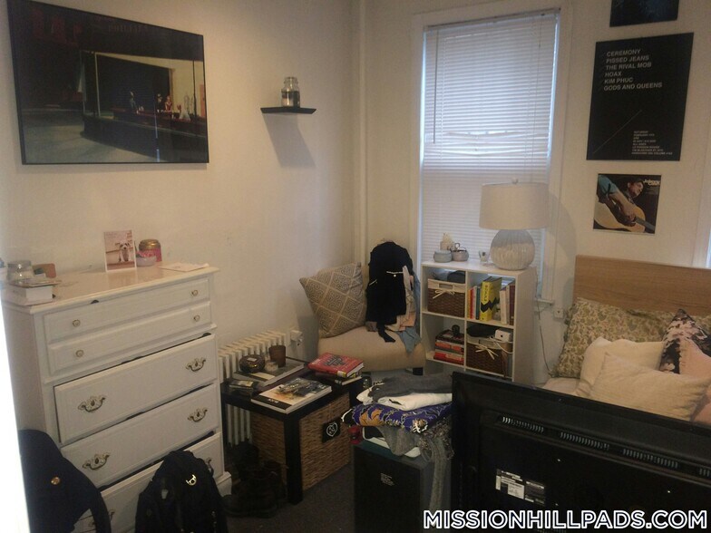 Building Photo - 55 S Huntington Ave